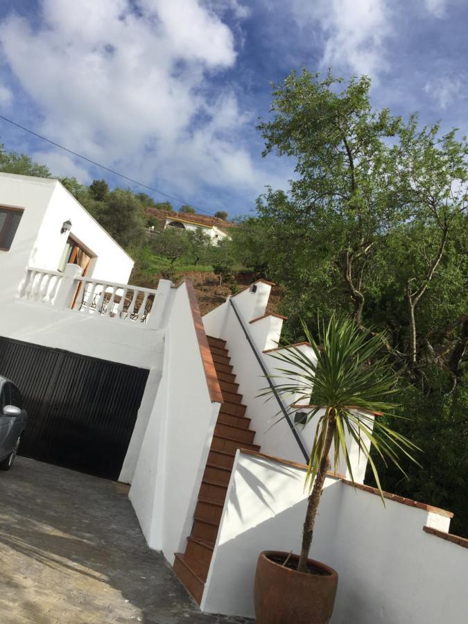 Casa Las Torres B&B Iznate Dış mekan fotoğraf