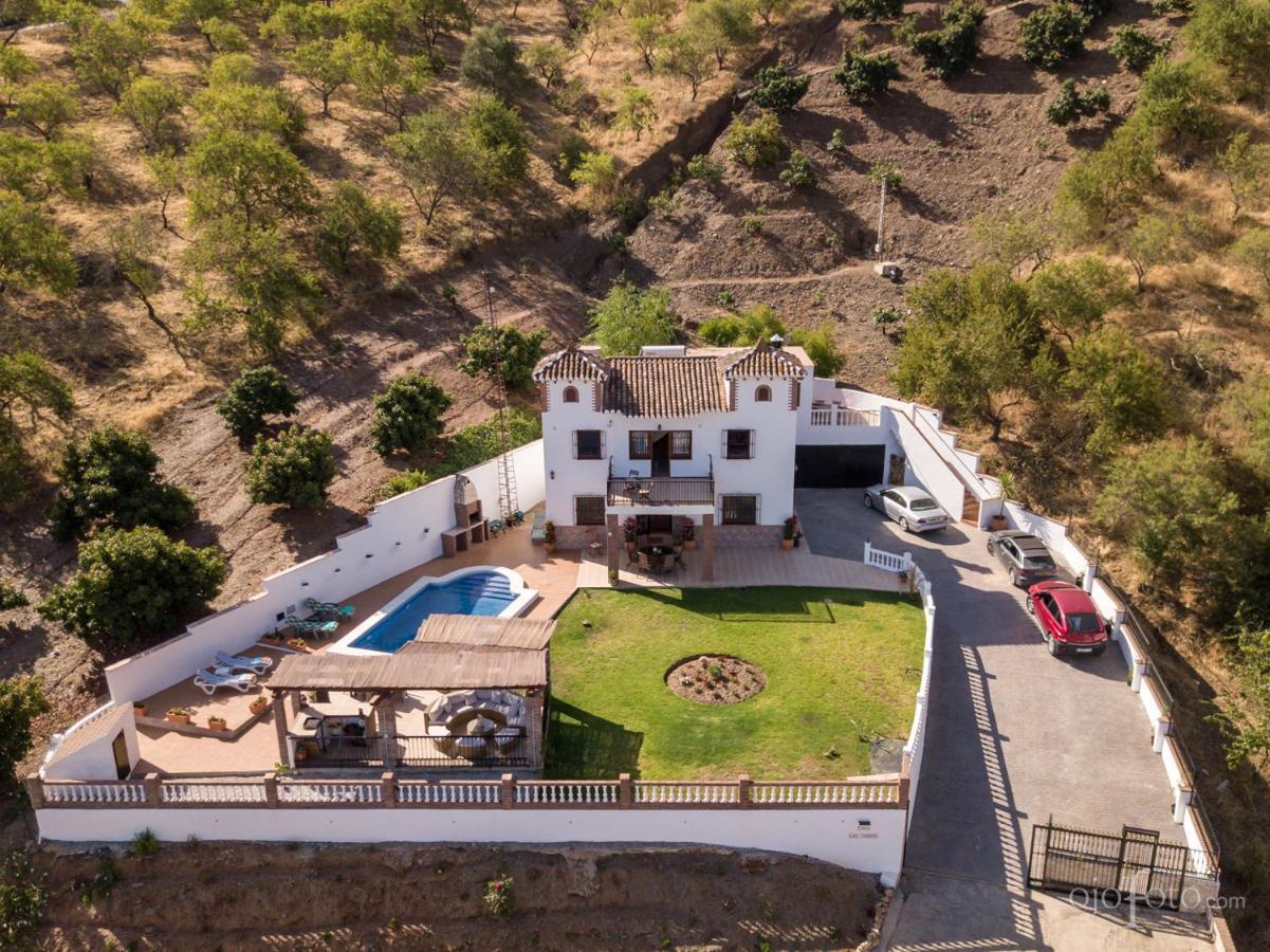 Casa Las Torres B&B Iznate Dış mekan fotoğraf