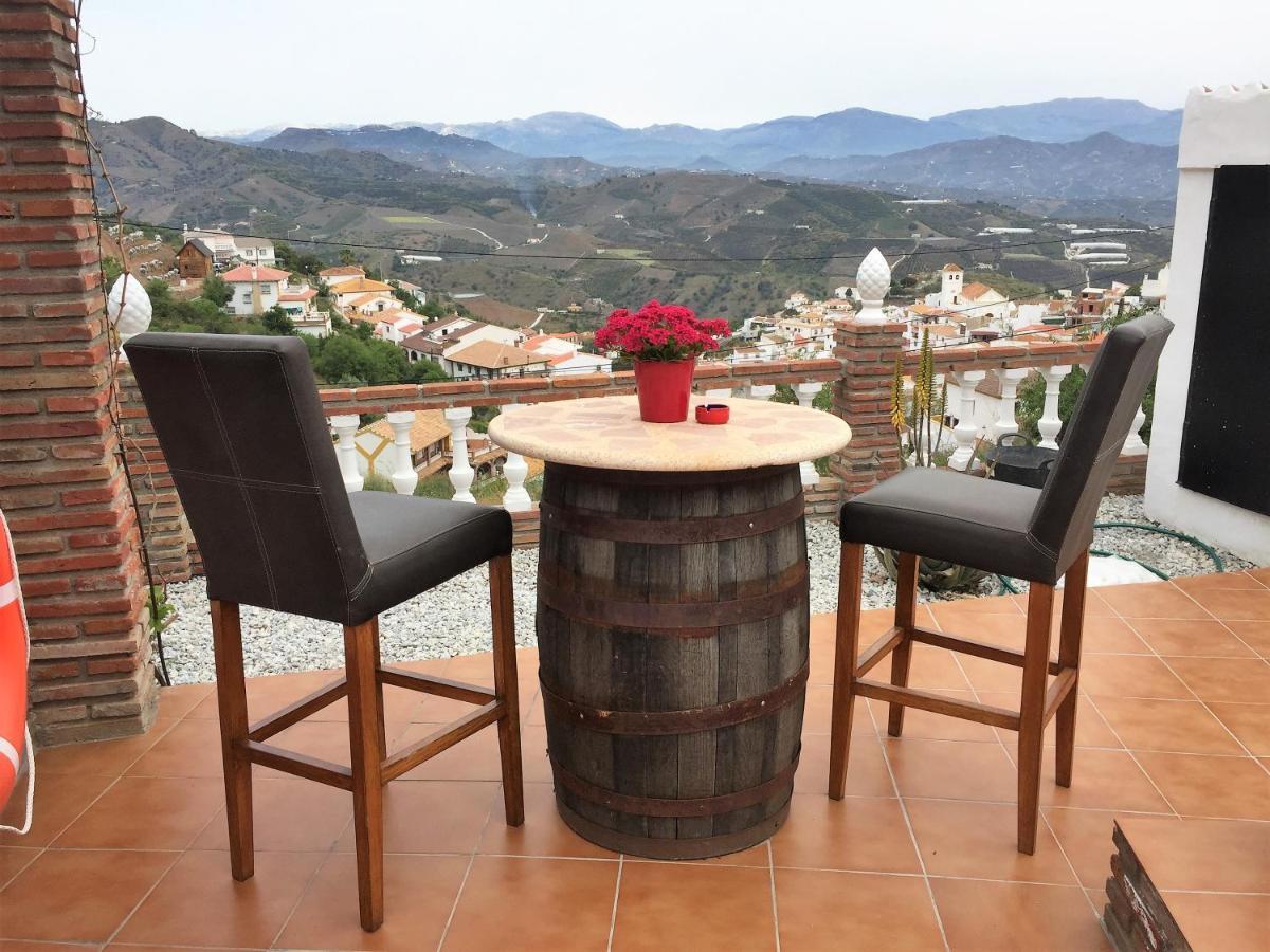 Casa Las Torres B&B Iznate Dış mekan fotoğraf
